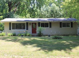 1130 N Robert Dr, East Peoria, IL 61611