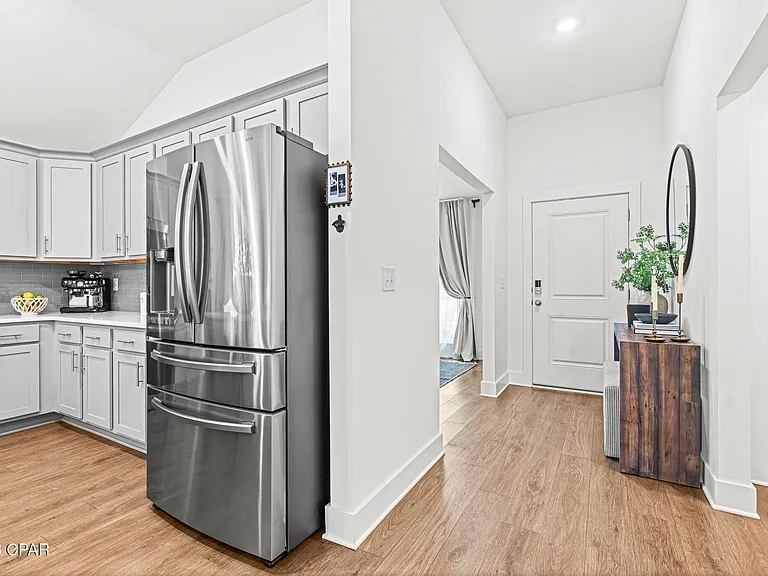 283 Bayou Bend Ln — Photo 3