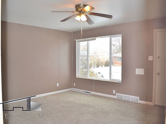 5th image of 3725 Quincy Ave #A