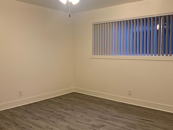 3rd image of 2163 Elm Ave APT 15