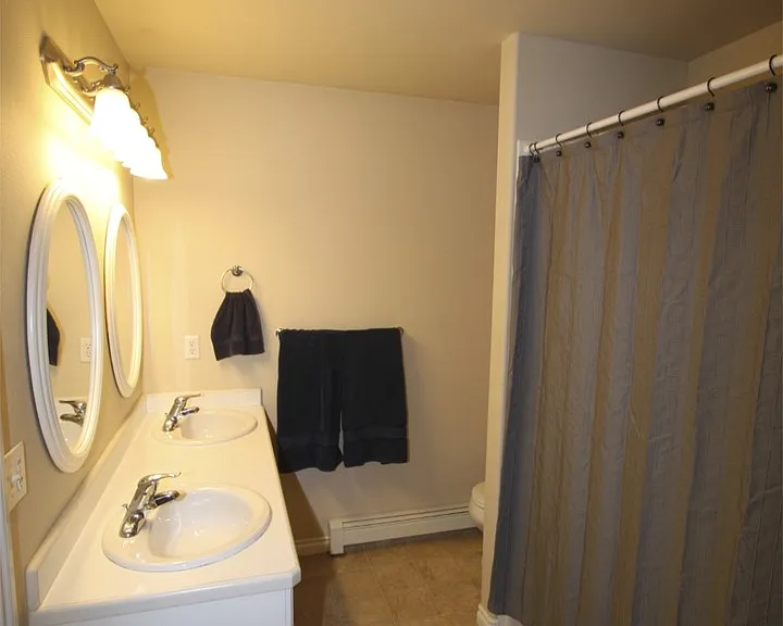 1305 Denali St #5 — Photo 9