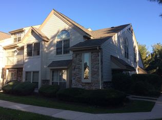 202 Foxmeadow Dr #200, Royersford, PA 19468