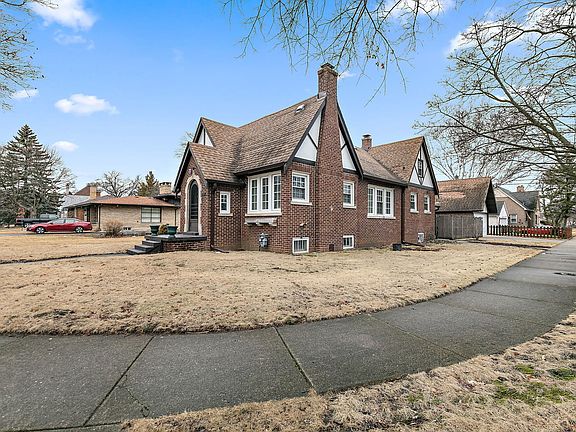 2nd image of 519 Westmoreland Ave