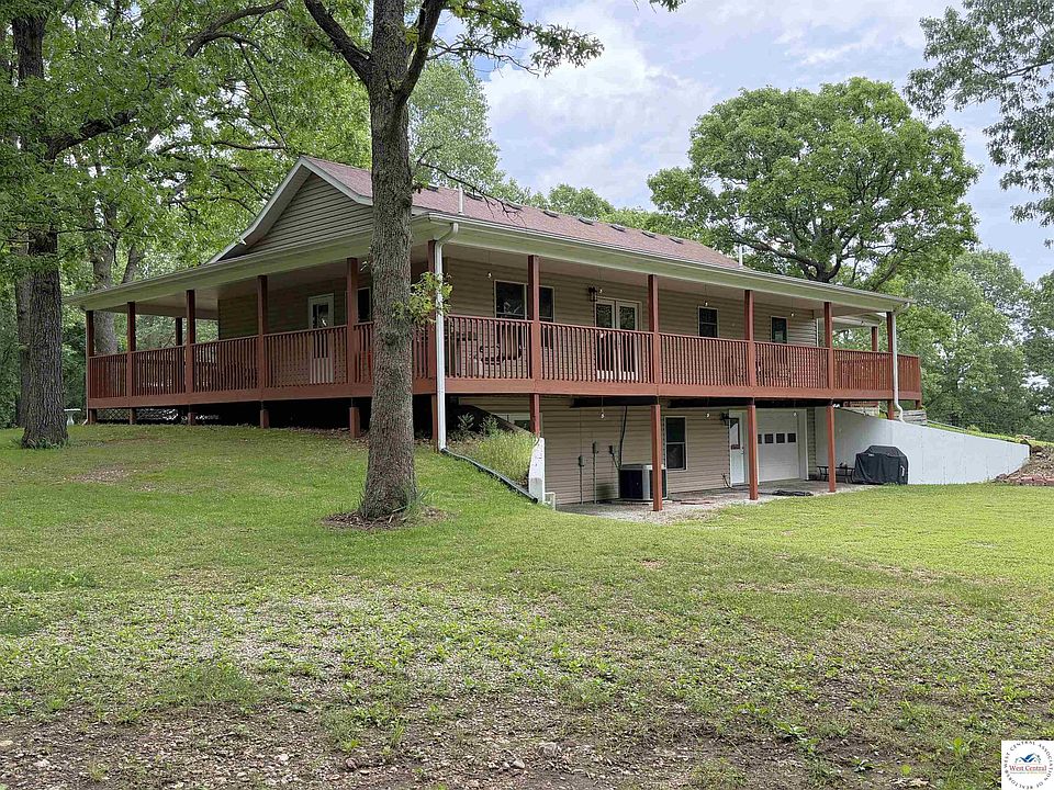 1st image of 21936 Holiday Ln