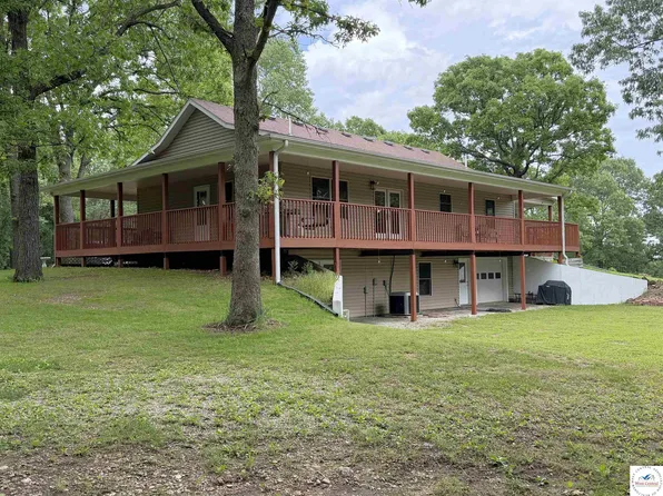 21936 Holiday Ln, Warsaw, MO 65355