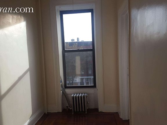 5th image of 373 Atlantic Ave APT 2