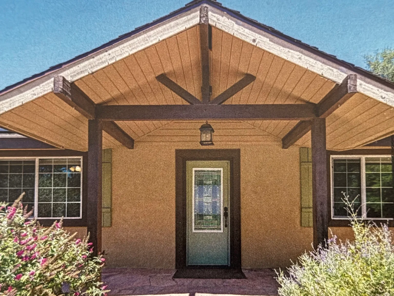 4 bed, 2185 sqft, $3,750 — Photo 1