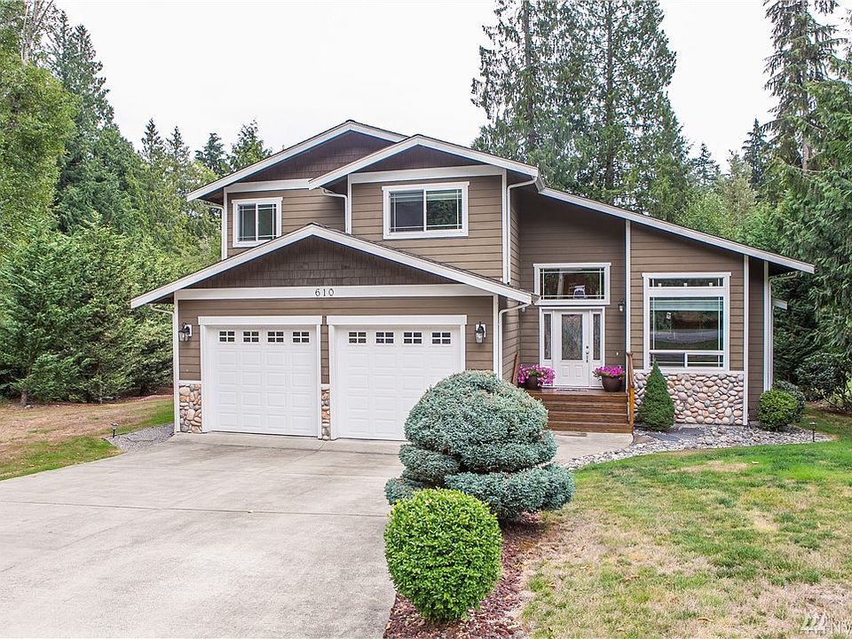 1st image of 610 E Alder Dr