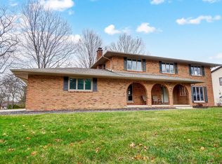 807 Strawberry Hill Rd E, Columbus, OH 43213