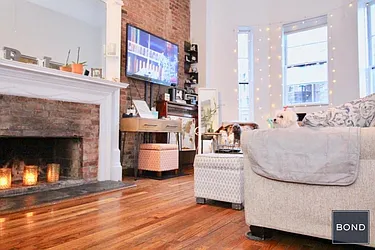 Rented by Bond New York