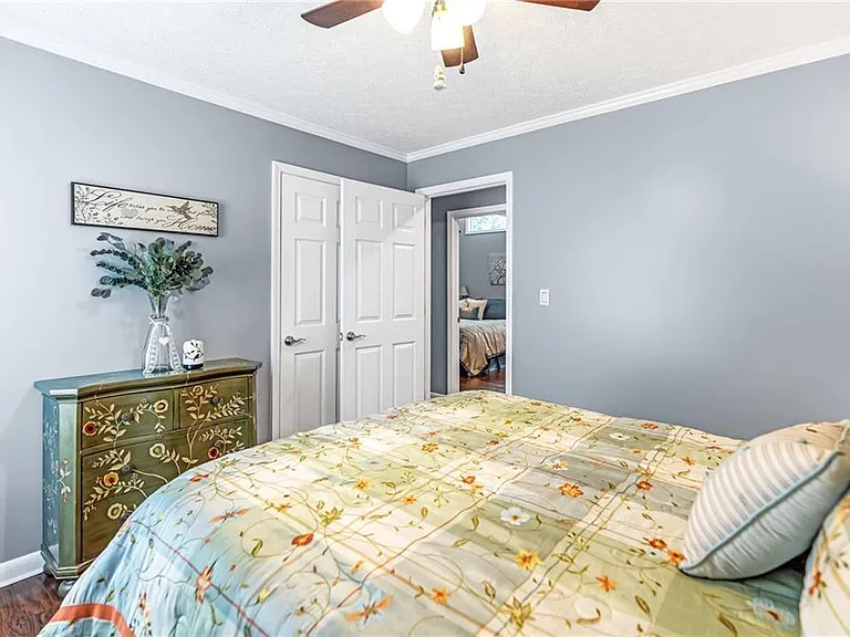 956 Pine Valley Rd — Photo 20