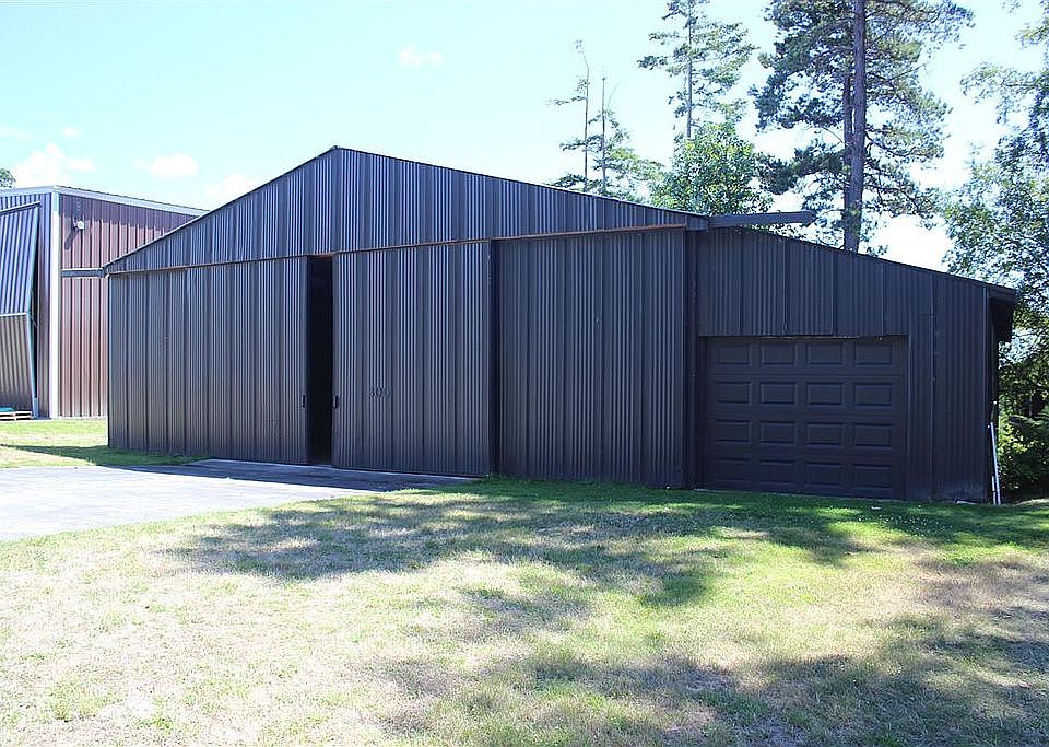 1st image of 300 Cessna Ave