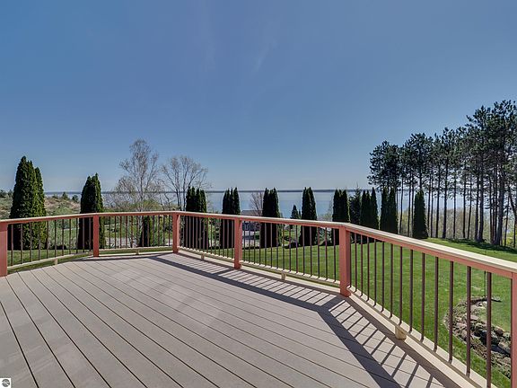 5th image of 14847 Mallard Dr