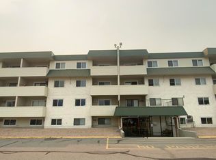 150 Skaha Pl #207, Penticton, BC V2A7K1