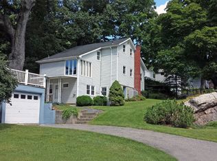 71 Madison St, Newton, NJ 07860