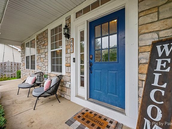 3rd image of 461 Willow Rd