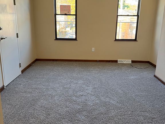 2nd floor living room