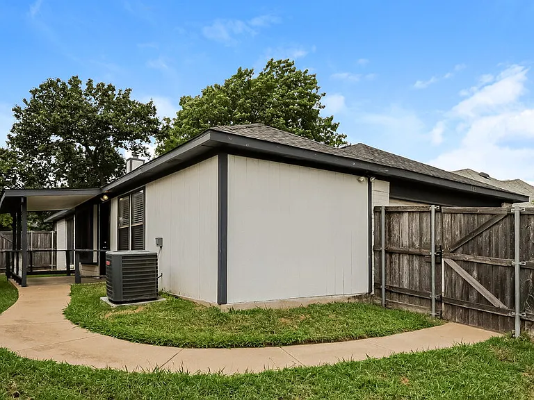522 Chancellorsville Dr — Photo 16