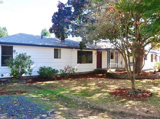 1855 Labona Dr, Eugene, OR 97404