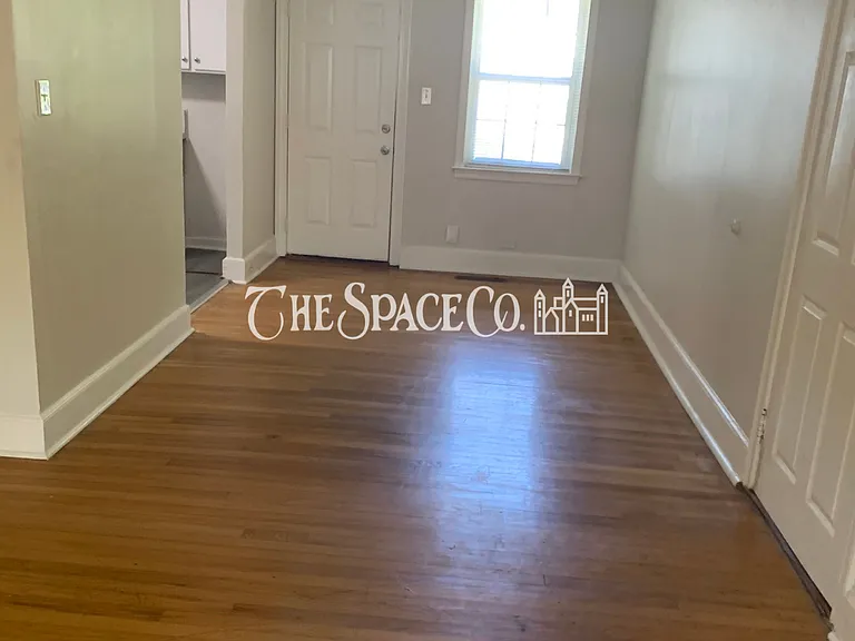 833 Locust St — Photo 9