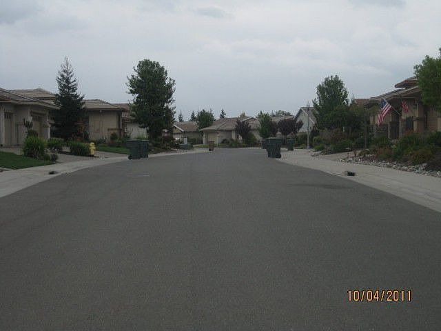 2nd image of 446 Snapdragon Ln