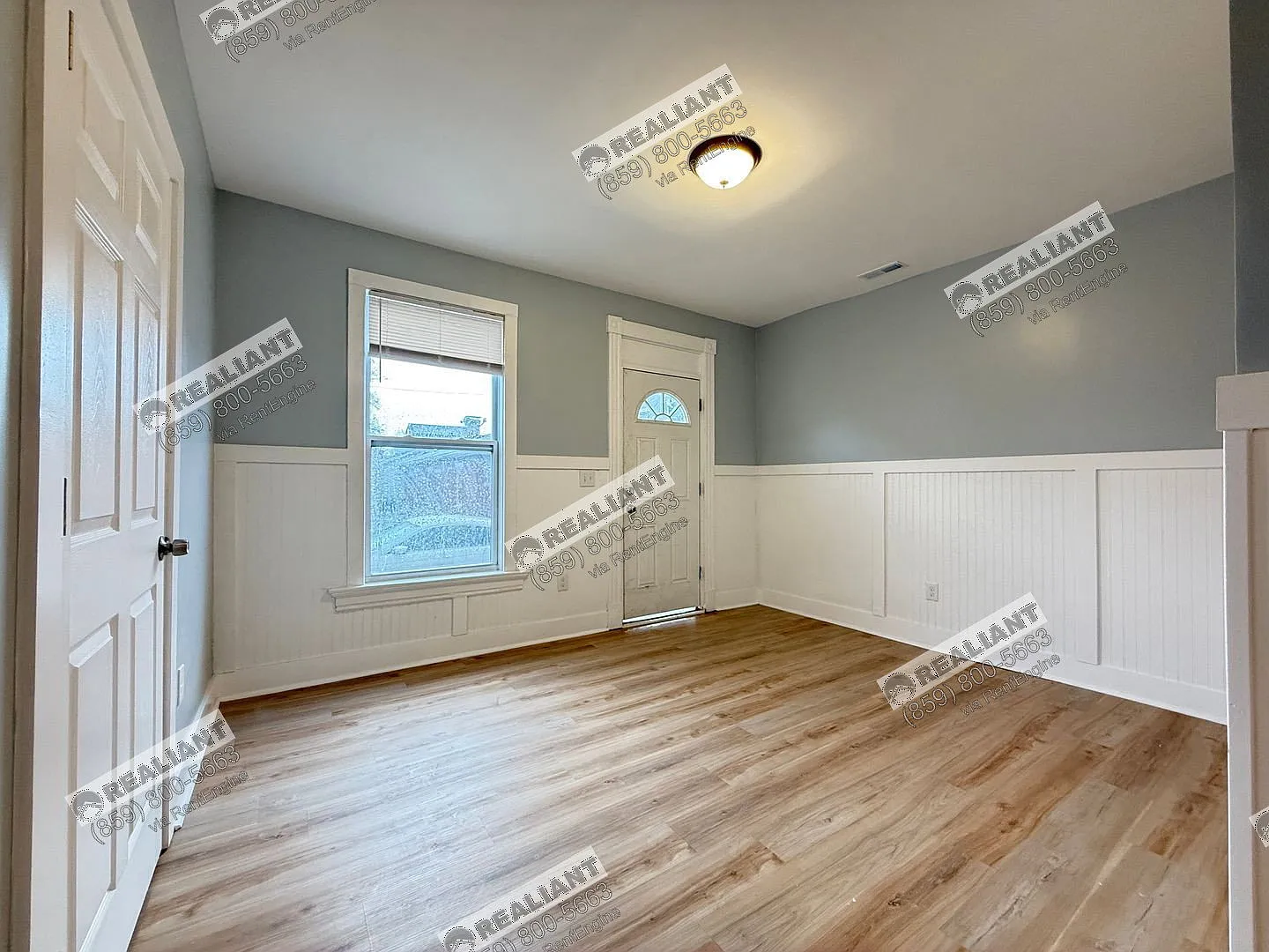4 bed, 2.0 bath, 2352 sqft, $2,195 — Photo 3