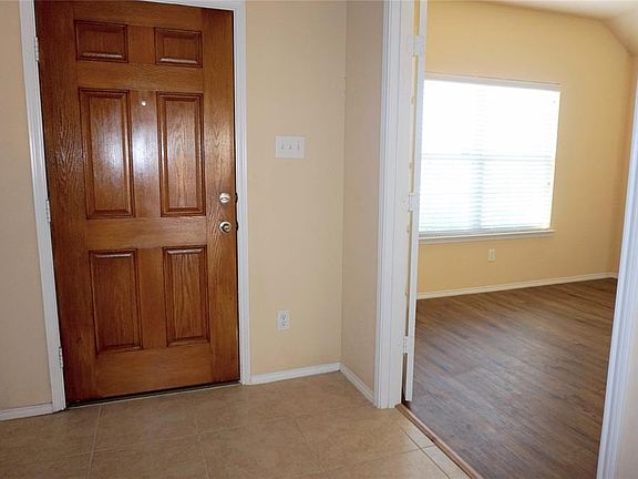 3rd image of 13208 Palancar Dr
