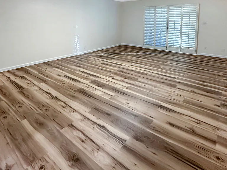 2301 Ridgmar Plz — Photo 8