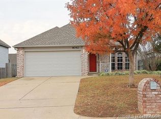 9042 E 99th St S, Tulsa, OK 74133