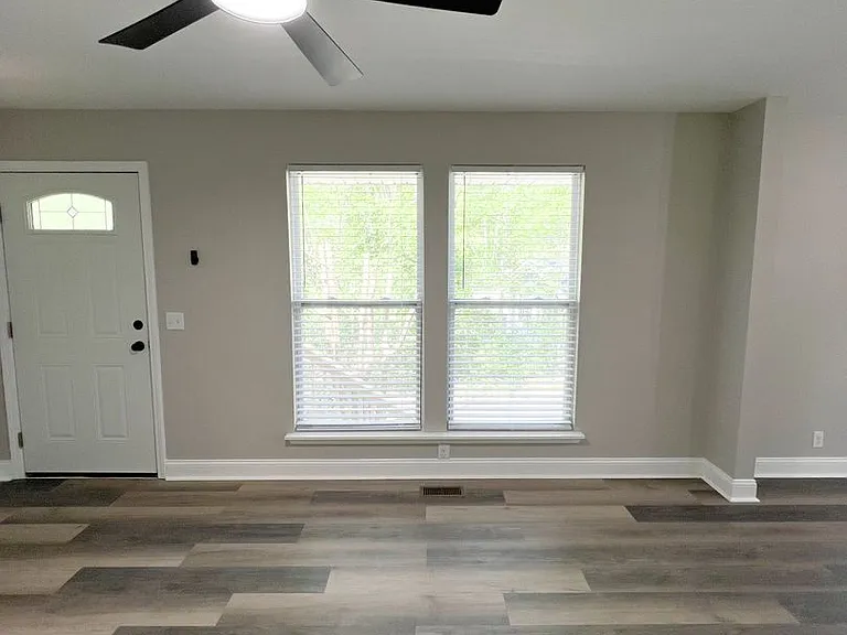 108 Wilson Ct — Photo 6