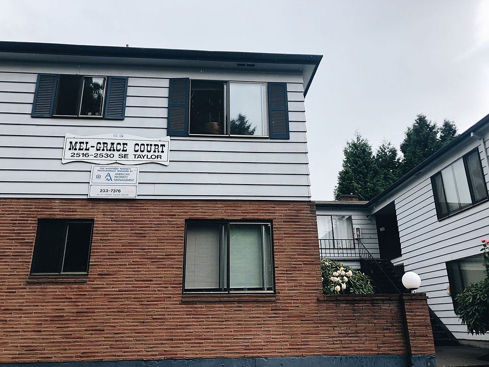 2nd image of 2516-2530 SE Taylor St #2520