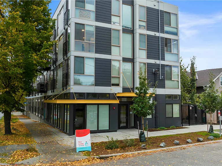 Karsti Apartments — Photo 1