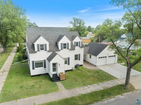 1607 N 7th Ave, Virginia, MN 55792