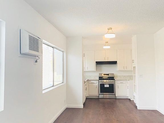 2nd image of 1455 S Wooster St APT 14