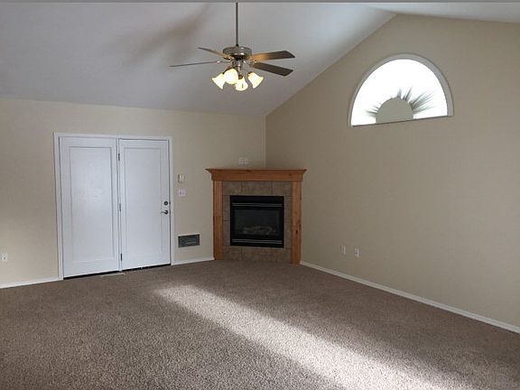 4th image of 3078 E Brettonwood Dr