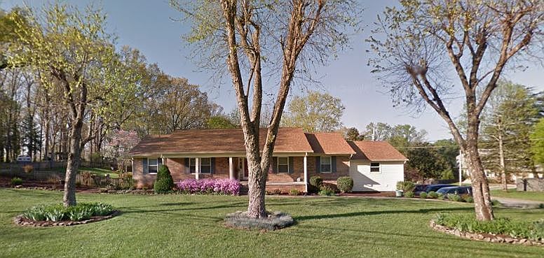 1st image of 8700 Villa Crest Cir