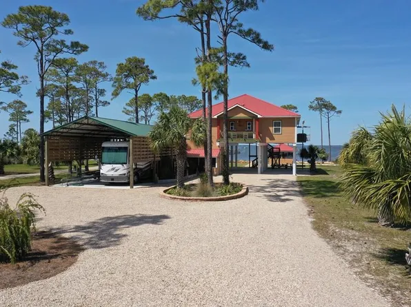 1373 E Gulf Beach Dr, Eastpoint, FL 32328