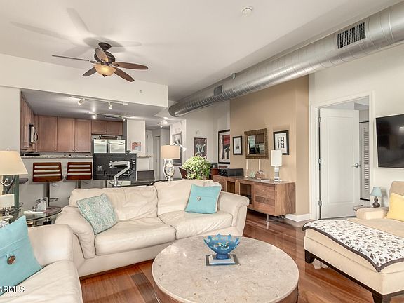 4th image of 310 S 4TH Street #1109