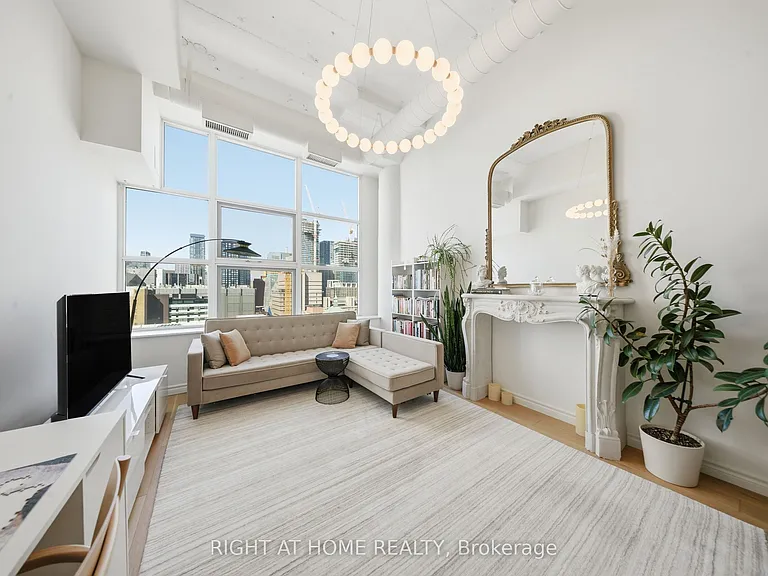 155 Dalhousie St #1011 — Photo 12