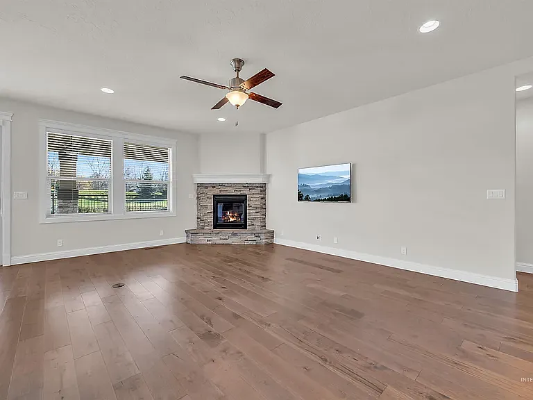 3258 S Arctic Fox Ave — Photo 17