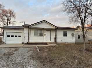 309 E 6th St, Milan, MO 63556