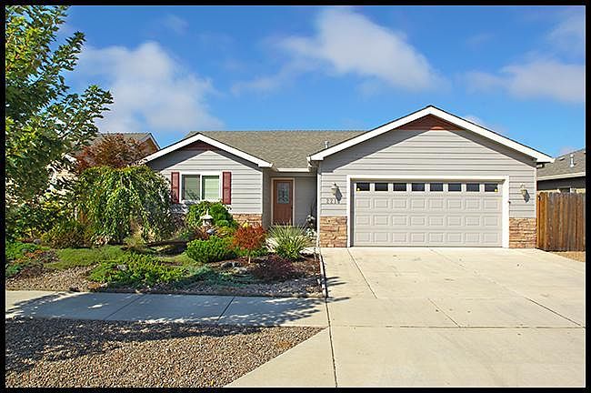 1st image of 2213 Manchester Dr