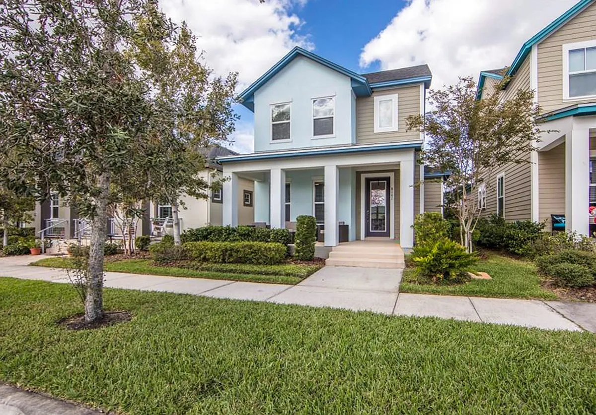 Building Photo - 8161 Laureate Blvd