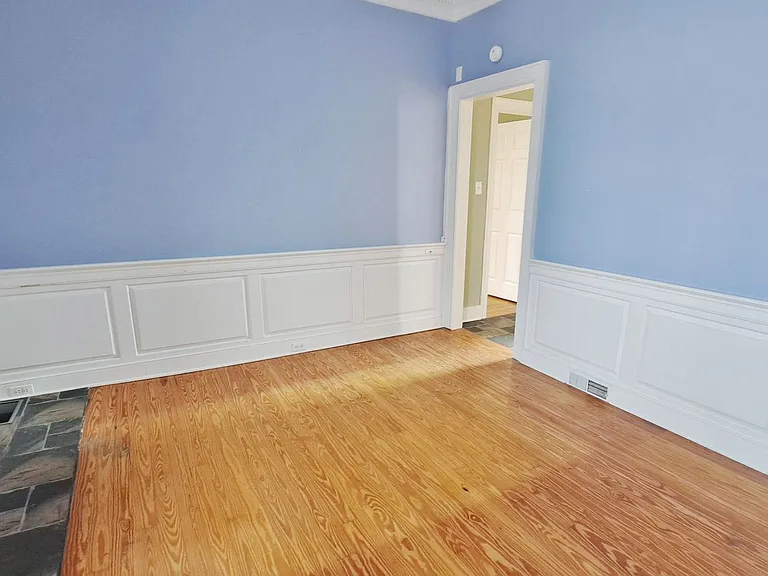 9 Baltimore St — Photo 4