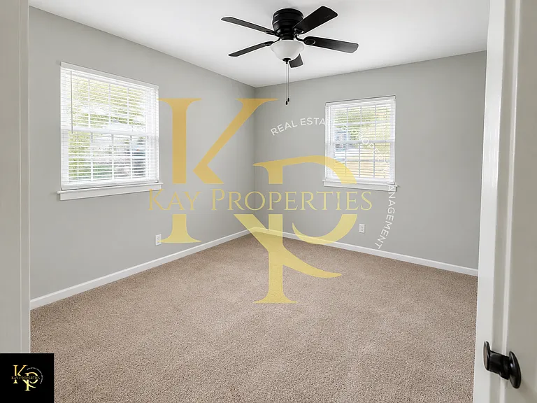 3013 Wedgedale Ave — Photo 11
