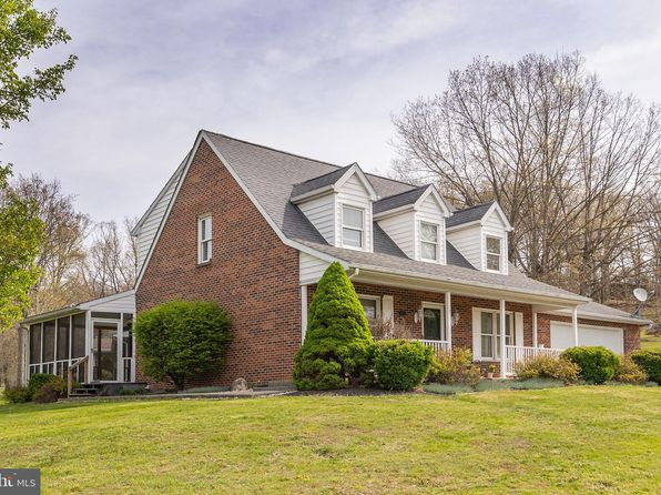 476 Leon Dr, Fort Ashby, WV 26719