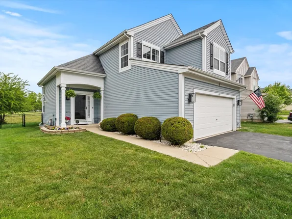 638 E Princeton Ct, Round Lake Beach, IL 60073