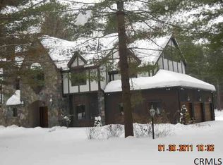 5 Oak Brook Blvd, Saratoga Springs, NY 12866