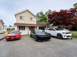 8466 123rd St, Surrey, BC V3W3V6