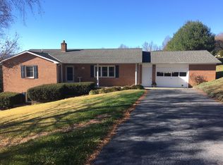 199 Briarwood Ln, Rural Retreat, VA 24368